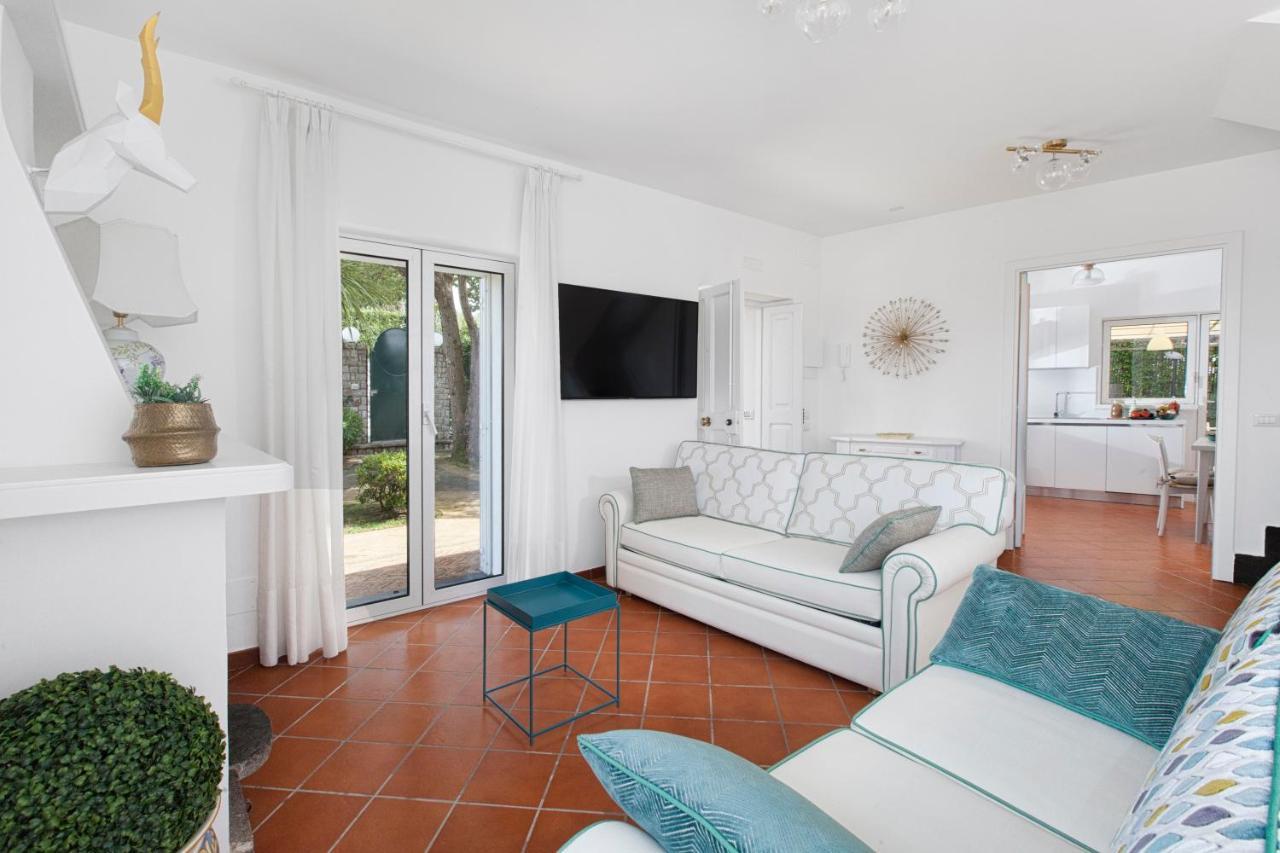 Amore Rentals - Resort Ravenna - Villa Dama มัสซาลูเบรนเซ ภายนอก รูปภาพ