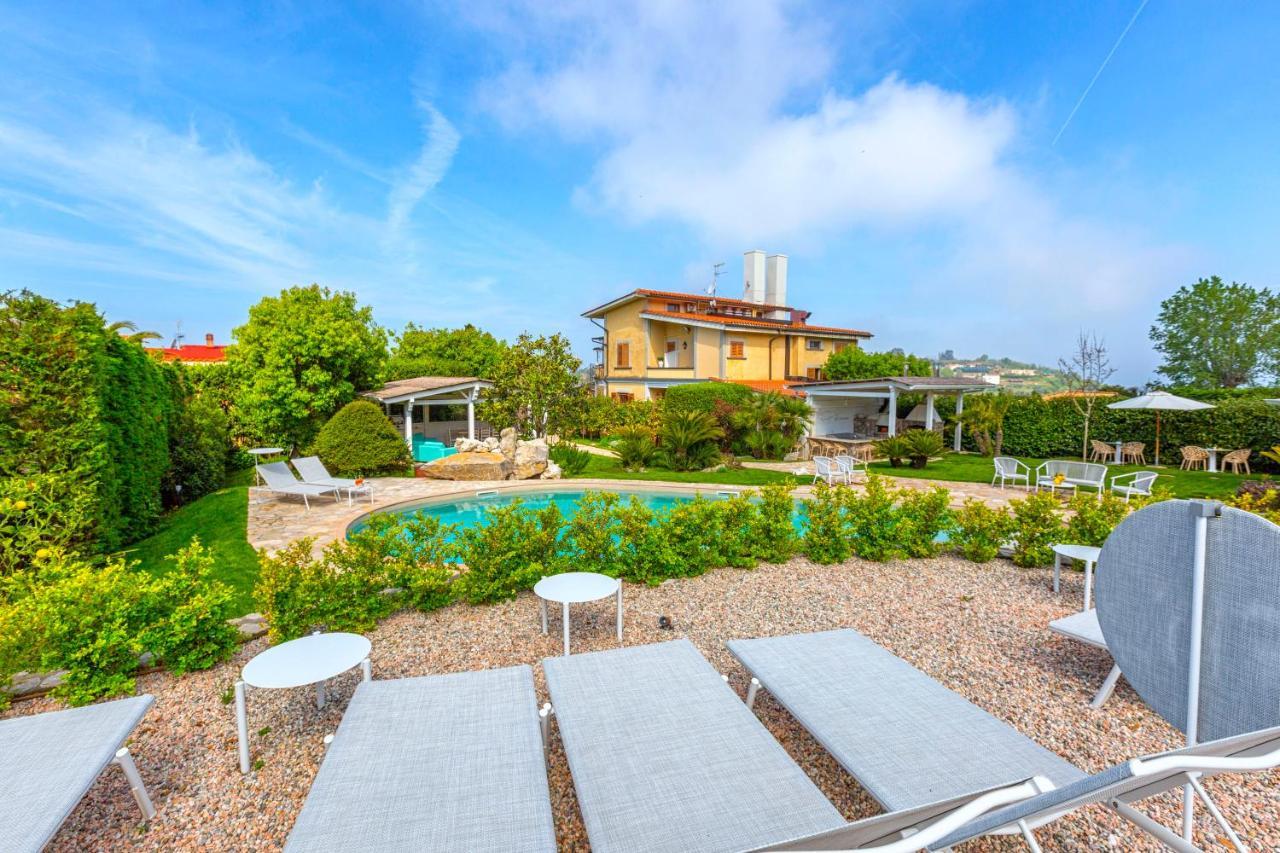 Amore Rentals - Resort Ravenna - Villa Dama มัสซาลูเบรนเซ ภายนอก รูปภาพ