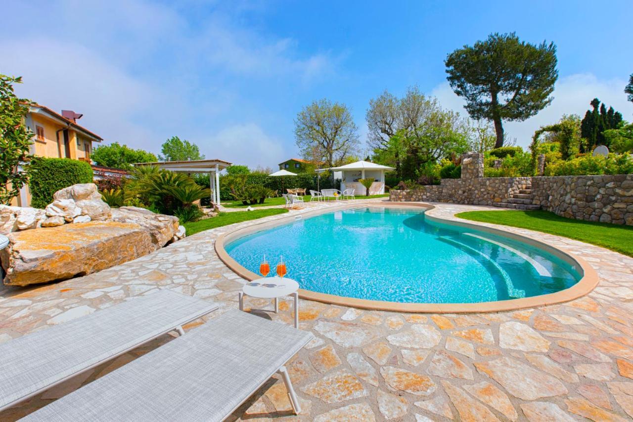 Amore Rentals - Resort Ravenna - Villa Dama มัสซาลูเบรนเซ ภายนอก รูปภาพ